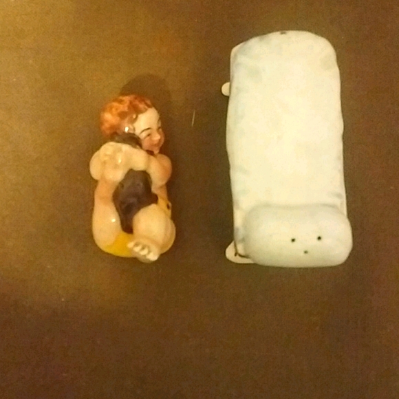 Vintage Baby & Cradle Salt & Pepper Shakers
